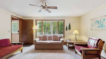 TV, fireplace, DVD player, offices