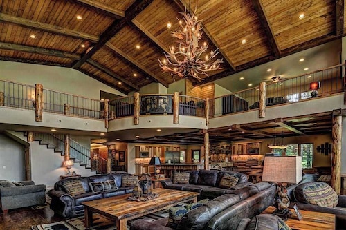 Plush lakefront lodge with private dock, high-speed WiFi, & game room