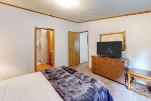 WiFi, bed sheets - Cozy, dog-friendly home with on-site snowmobile/ATV trails & firepit (Conover)