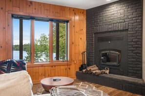 Interior - 3-story chalet with private hot tub, game room & waters toys - dog-friendly (Lac Du Flambeau)