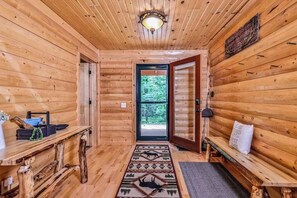 Interior - Woodland Wonderland | Spacious cabin-style house in Winchester with lake access (Winchester)