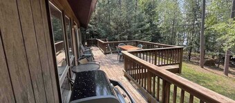 Lakefront, dog-friendly home w/ private dock ,fire pit & a beautiful lakeview!