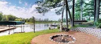 Lakefront home with large patio, fire pit, W/D & WIFI