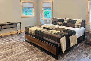 Desk, WiFi, bed sheets - Dog-friendly lakefront hideaway with docks, firepit, fireplace & W/D (Minocqua)