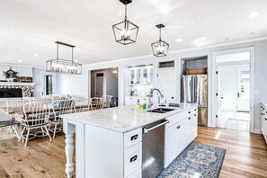Fridge, microwave, oven, stovetop - Two dog-friendly lakefront homes with docks, kayaks, rowboat, firepits & beach (St. Germain)