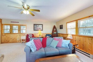 TV, offices - Lakefront, dog-friendly home with beach access, kayaks and firepit (Phelps)