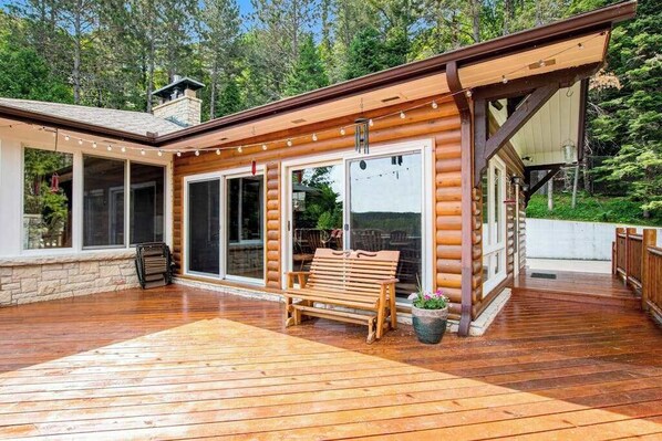 Terrace/patio - Dog-friendly and secluded lakefront gem with a full bar, private dock, and views (Phelps)