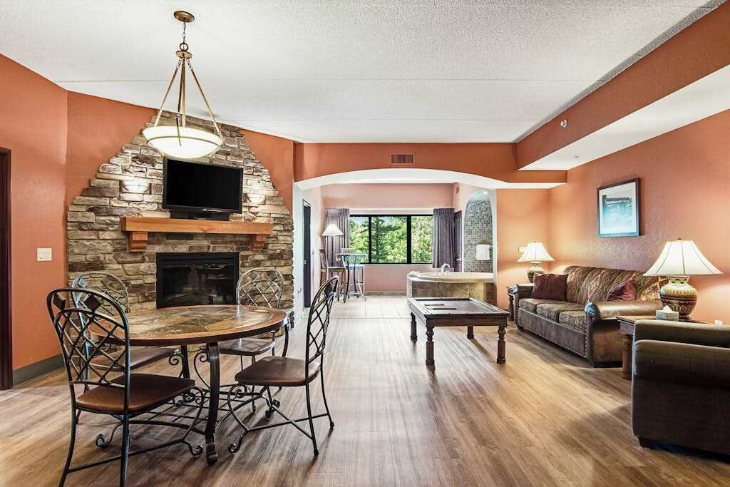 TV, fireplace, offices