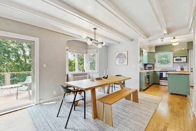Dog-friendly downtown home with hot tub & deck