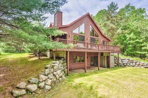 Exterior - Secluded lakefront cabin with deck, dock, kayak, canoe, & WiFi (Arbor Vitae)