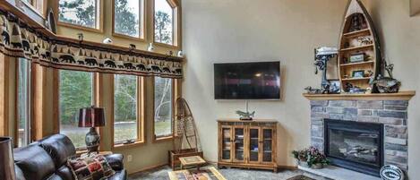 TV, fireplace, DVD player, offices