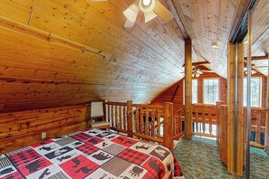 Internet, bed sheets - Cozy cabins w/ fireplace, whirlpool tub, access to private dock, & fire pit (Mercer)