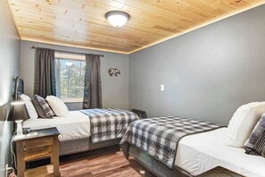 Iron/ironing board, WiFi, bed sheets - Renovated lake-view retreat with full rec lake access, boat slips, & firepits (St. Germain)