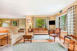 TV, DVD player, offices - Dog-friendly, lakefront retreat with a deck, gas grill, & washer/dryer (Phelps)