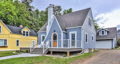 3-story lakefront home near downtown with lake & dock access, washer/dryer, deck