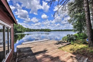 Terrace/patio - History-filled lakefront home with dock, fire pit, fireplace, & kayaks - dogs OK (Mercer)