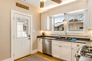 Fridge, microwave, oven, stovetop - Charming lakefront home with shared dock, porch, & sunroom - walk downtown (Minocqua)