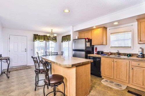 Conveniently-located, dog-friendly home with a patio, central AC, & washer/dryer