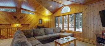 Serene Lakefront Home with Fire pit, Dock, WIFI, & Dog-Friendly