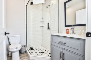 Shower, towels