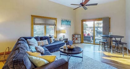 Modern Water-View Condo with Fast WiFi, Gas Fireplace, Patio & Gas Grill