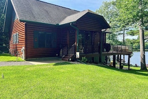 Exterior - Serene Lakefront Home w/ Wifi, dock, kayaks, gas grill, fire pit & more (Eagle River)