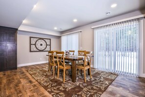 Dining - Updated, tree-lined home on the snowmobile trail with gas fireplace & firepit (Manitowish Waters)