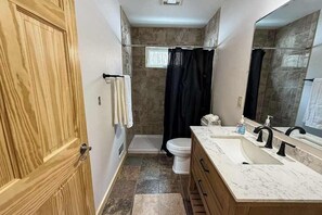 Shower, towels