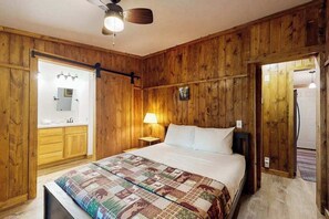 Desk, iron/ironing board, WiFi, bed sheets - Serene Lakefront Home w/ dock, gas grill, fire pit, WIFI, on ATV trail (Eagle River)
