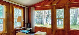 Serene Lakefront Home w/ dock, gas grill, fire pit, WIFI, on ATV trail