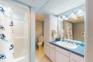 Shower, towels - New listing - lakefront home with views, dock, fireplace, foosball, deck, & W/D (Eagle River)