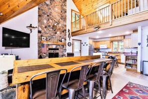 Fridge, microwave, oven, stovetop - Waterfront getaway with wood fireplace, dock, & lakeside deck (Eagle River)