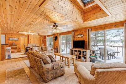 Lakefront, dog-friendly home with dock, kayaks, deck, & washer/dryer