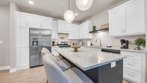 Fridge, microwave, oven, stovetop - The Harbor Luxe - Downtown Egg Harbor Luxury Condo (Egg Harbor)