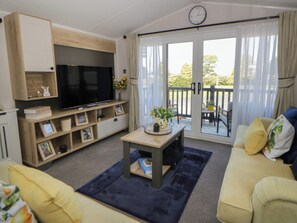 Living area - Santa Maria (Llandysul)