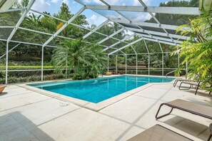 Pool - Ultra Private Central Florida Luxury Home with Pool (Lake Wales)