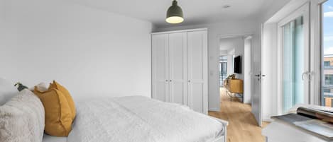 1 bedroom, WiFi (free), bed sheets