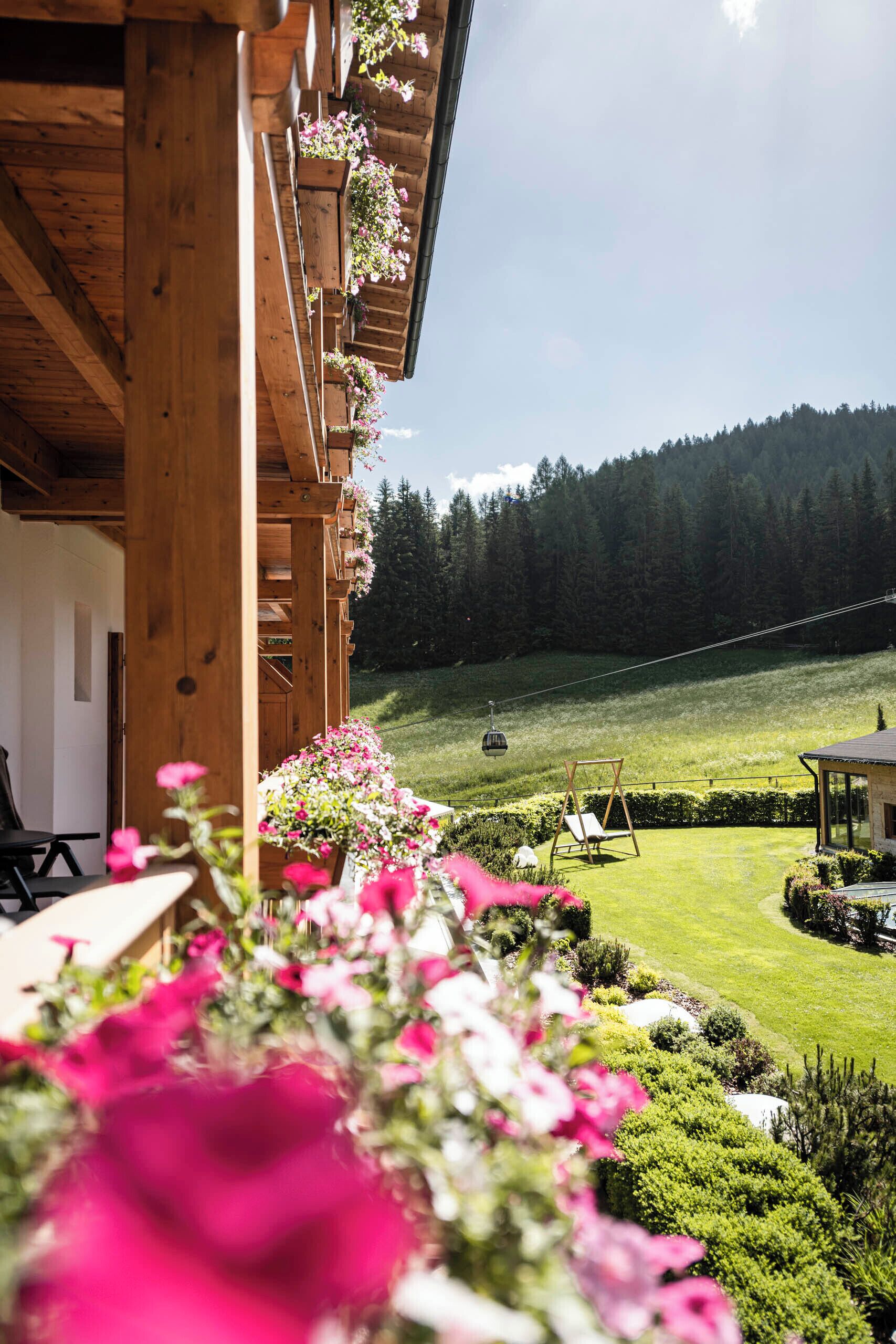 Junior-Suite, 1 Doppelbett und Schlafsofa, Balkon, Talblick | Ausblick vom Zimmer