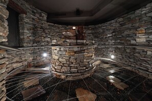 Sauna, bain à remous, hammam, sources chaudes/minérales, soins corporels