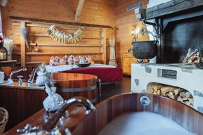 Sauna, hot tub, steam room, hot springs, body treatments, hydrotherapy - Bad Moos Aqua Spa Resort (Sesto)