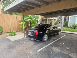 Free self-parking - Escondido Urban Stay - 2BR Apartment (Escondido)