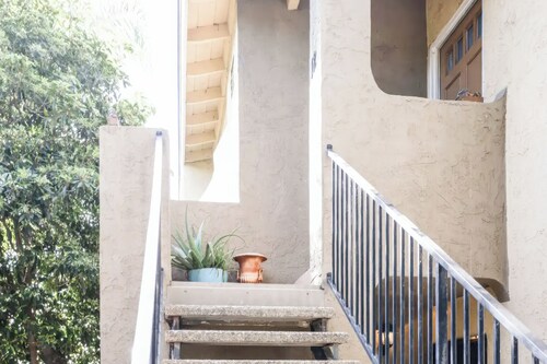 Escondido Urban Stay - 2BR Apartment