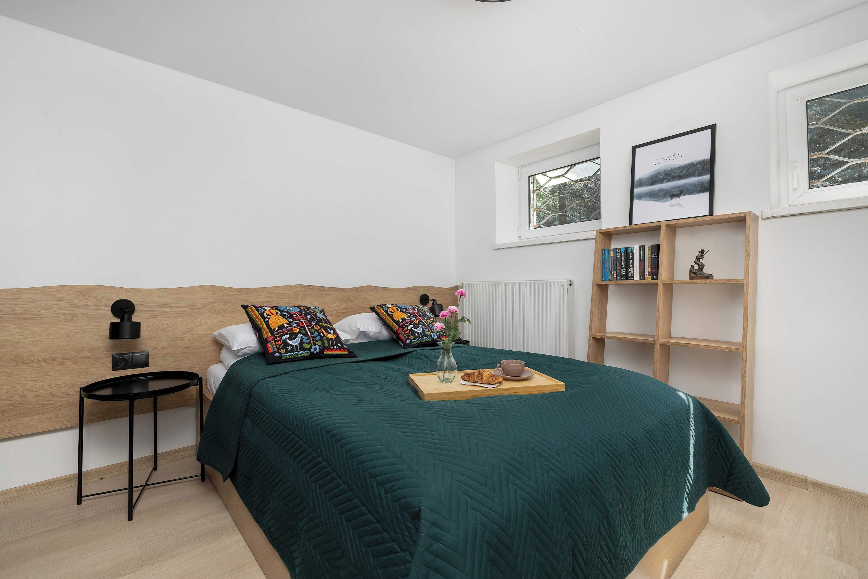 Bügeleisen/Bügelbrett, Reisekinderbett, WLAN, Bettwäsche