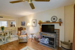 TV - Makin' Memories at Kingston Plantation Villas | Ground Floor 2BR Near Beach (Myrtle Beach)