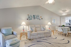 TV, offices - Bradenton 2BR Condo w/ Pool | Minutes to Holmes Beach & AMI (Bradenton)