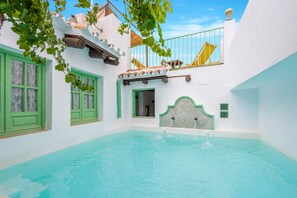 Pool - Casa Spa De La Mariola, Rural Retreat with Private Spa in Seville (La Puebla de los Infantes)