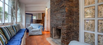 Villa Gloria with Spa and Pool, Country House in Toledo