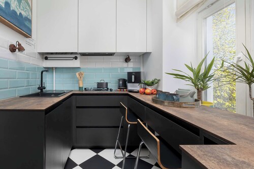 Unique Apartment | Air Conditioning | Remote Work