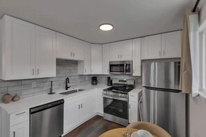Fridge, microwave, oven, stovetop - Bright New Studio  Walkable Olde Town East Parking (Columbus)