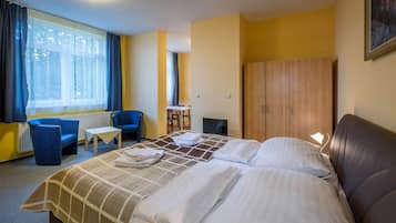 Comfort Studio | In-room safe, cots/infant beds, bed sheets